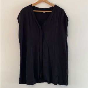 Ali Golden Black top